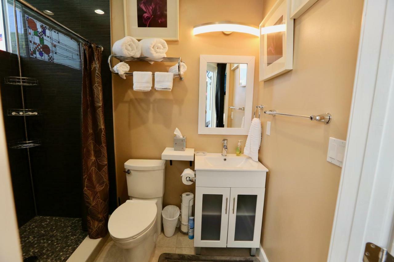 Wilton Manors Fantasy Island Inn, Caters To Men מראה חיצוני תמונה